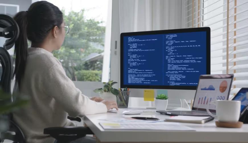 智慧零售新基建:珠晖区软件开发公司如何构建全渠道商业操作系统?